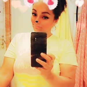 Meet your Posher, Chely